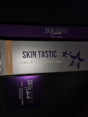 Skin Tastic Liquid Foundation - Medium Plus 2 Free Extras